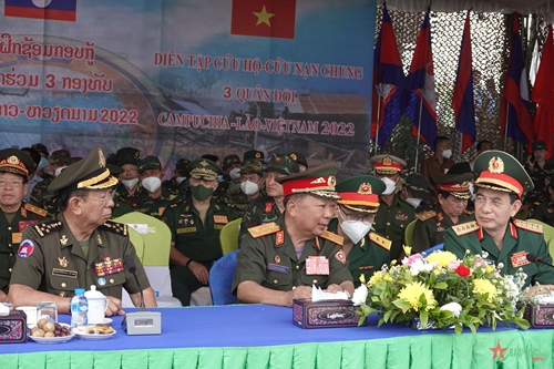 Diễn tập cứu hộ, cứu nạn chung đầu tiên giữa quân đội ba nước Việt Nam - Lào - Campuchia
